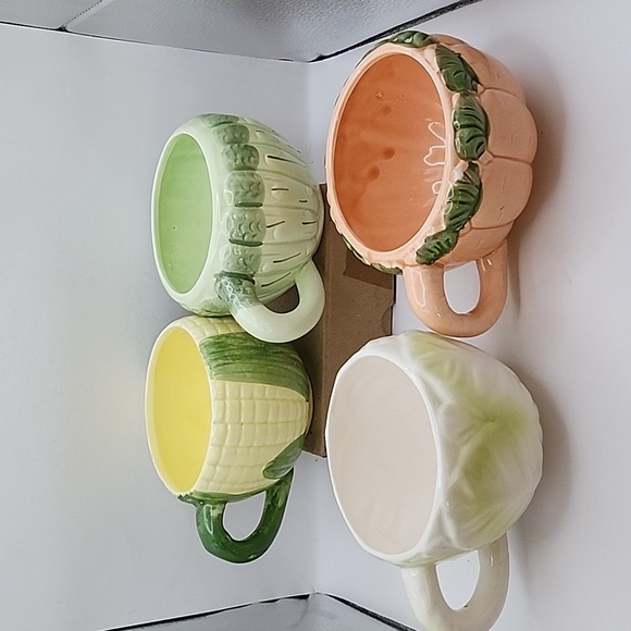 Vintage Ceramic Vegetable Soup Mugs 4 Count 6.25" X 3.75" - Picture 3 of 16